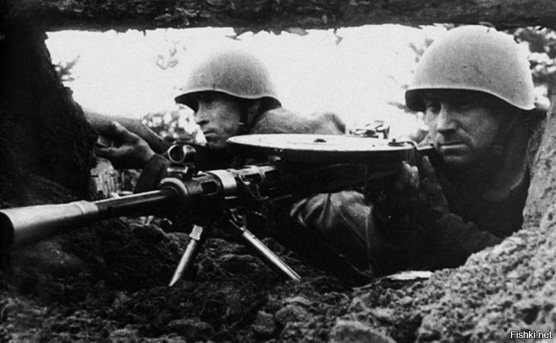 MG-34 с ленточным питанием, а с дисковым можно было выложить фотку с ДП или Льюисом.