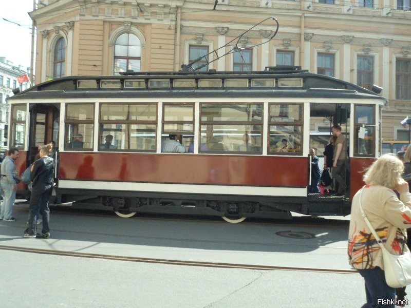В прошлом году выставка была у Цирка.