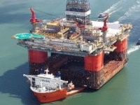 буровые вышки же гоняют по миру. А у них габариты покруче.