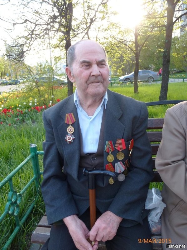 Умер в 2017году в возрасте 101 год