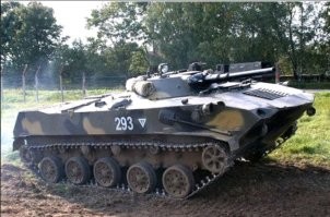 Мне очень нравится БМД-1. Летающая блоха смерти.  К сожалению, на данный момент, бесповоротно устарела, как по характеристикам, так и по концепции применения на современном ТВД. Но, тем не менее, машина была эпичная в своё время.