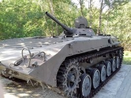 в усть-каменгорске есть парк, в котором представлено, помимо брони, еще и антиброня.
и не только! интересный парк.
для того, что бы это представить это публике, надо пилить пост, а не камент, но! думаю, поймёте по нескольким снимкам.