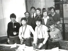 Гонки игрушечных машинок