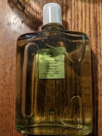 Немножко в кружки плеснуть для запаха! :)