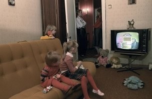 Вроде постановочная фотография - а дверь пипец какой-то !