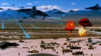 Китай намерен испытать новый дрон-матку, способный нести рой беспилотников