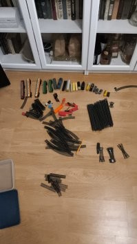 На днях нашел у мамы в антресолях. Теперь жду когда привезут блок питания и ремонтирую потихоньку