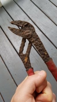 Сам ты гаечный ключ!