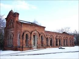 Наша Курская тоже комплекс на большой территории и тоже все здания старой постройки. Вообще полистал гугел, практически все психиатрические очень старой постройки. Новодела немного.