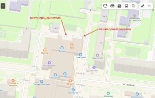 Это не придомовая территория, а проезжая часть, улица, огибающая здание ул. Свободы д.25. Пешеход дебил.