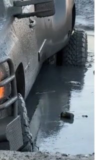 Там ХТ уже нужно. :) 

На МТ, так как раз пикап копает.