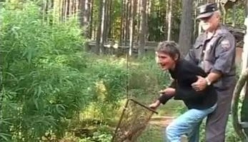 В Китае публично уничтожил 1500 кг наркотиков