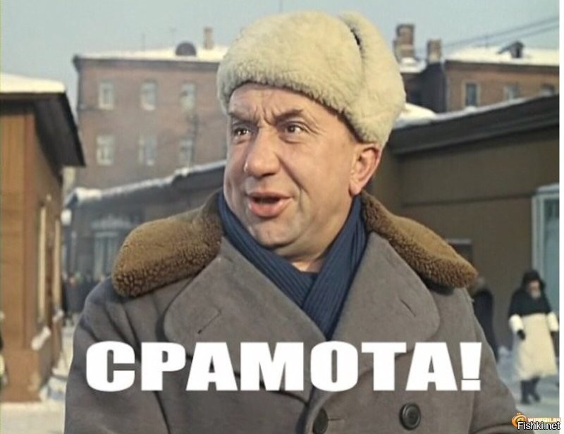 Дакота Джонсон пришла на шоу к Джимми Фэллону, но немного не угадала с платьем