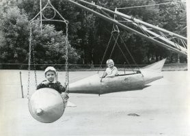 Казань. ЦПКиО им. Горького. Аттракцион Ракета. 1966г.