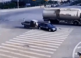 Трёхколёсный бумеранг видели? )) Вот он: