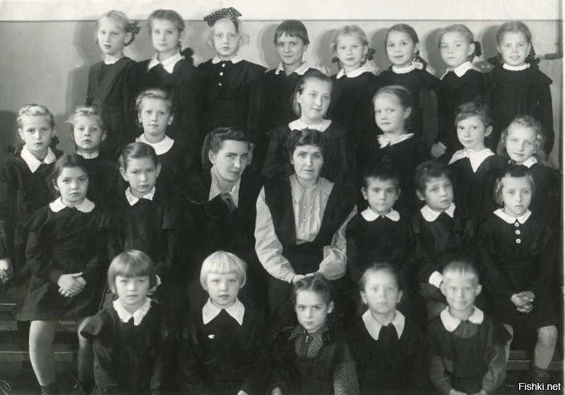 Второклассницы. 10 октября 1951г.