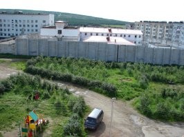 вид из моего окна))) за забором СИЗО-1 г Магадана