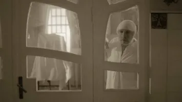 Тщедушный звереныш! У этого существа еще и дети есть?? Бл.дь, Шариков с пи..ой...