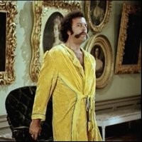 Напомнило "Принца Флоризеля", когда чувак парализованный вскочил с каталки!