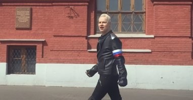 "Я люблю Ярослава": 47-летняя немка стала фанаткой артиста SHAMAN, посещает его концерты в России и считает русских самыми добрыми людьми