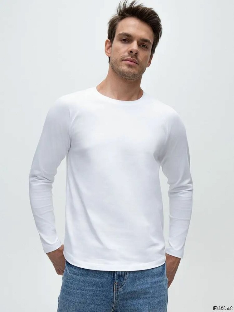 Нечто с длинными рукавами (исходя из названия, англ. long sleeve)