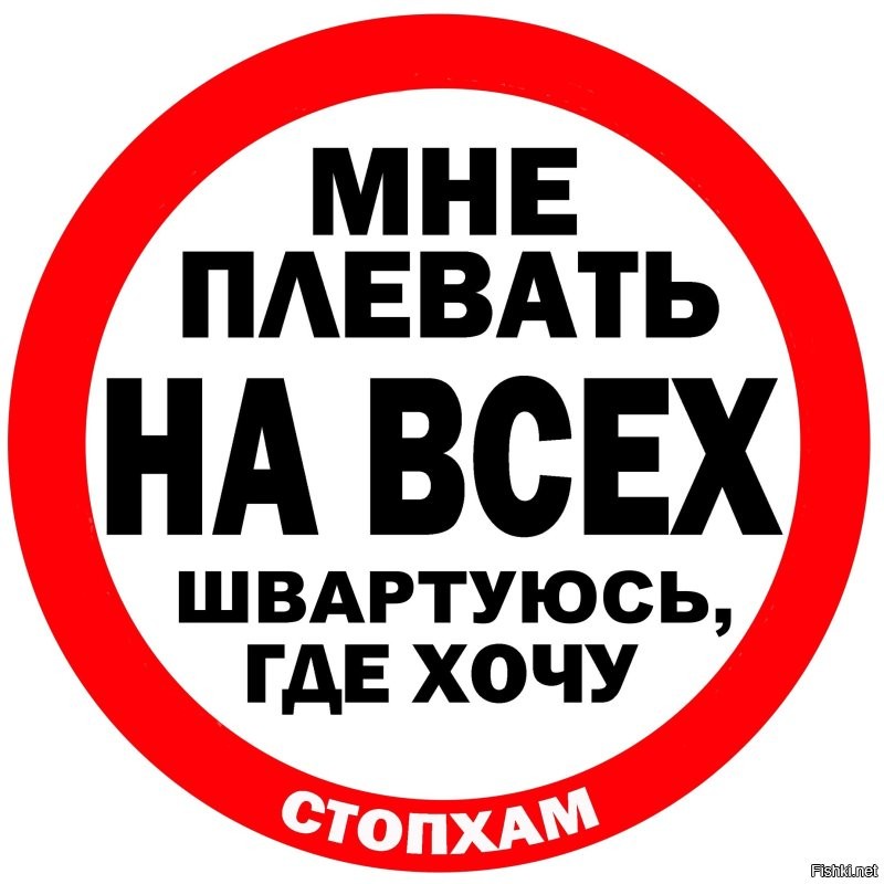 В Египте грузовое судно эпично протаранило пирс