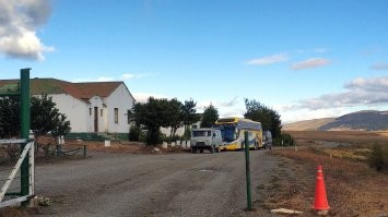 Пограничный переход Аргентина-Чили в Патагонии. "Она" со стороны Чили.