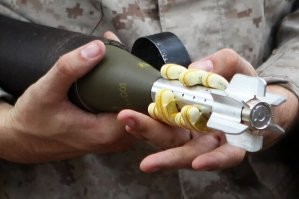 Американцы без верёвочек делают доп заряды. Но по сути тоже самое. Разве что вязать не надо.