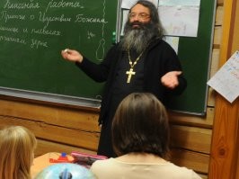 У нас тоже устраивают ярмарки для школьников