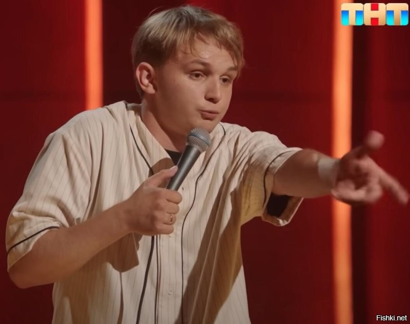 Ну тогда тоже на одно лицо и характерами совпадают 
Кирилл Мазур если кто неузнал.