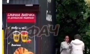 Из рубрики "Их нравы" )))