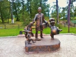 Памятник Айболиту. Черемхово.