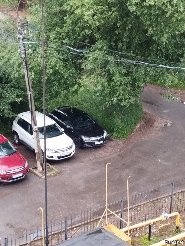 Ну в таком то естестно)))))
Вот на фотке тачка в которой я последний раз отжигал)))
Это возможно)
Черная))))))