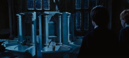 Вид с обратной стороны.