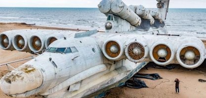 Лунь
Ракетный корабль
Советский ударный экраноплан-ракетоносец проекта 903, разработанного в ЦКБ по СПК им. Р. Е. Алексеева под руководством В. Н. Кирилловых. Создан на опытном заводе «Волга» и является единственным полностью построенным кораблём проекта 903 из восьми планировавшихся.