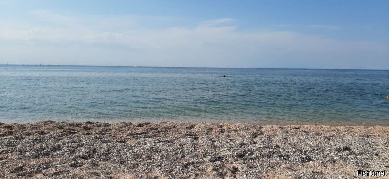 Вы - возможно, а у нас вот такое Азовское море вчера было, водичка - бомба, позагорали отлично.