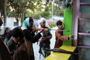 Ждём гостей и туристов с нетерпением. Хотим мала-мала выкуп за вас получить....