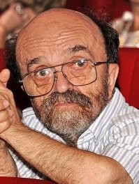 Владимир Федоров. В 1964 году окончил Московский инженерно-физический институт и поступил на работу в Институт биофизики Минздрава СССР. По профессии физик-ядерщик. Автор более 50 научных трудов и изобретений. Многие его работы переведены на английский язык. Был студентом И. В. Курчатова.