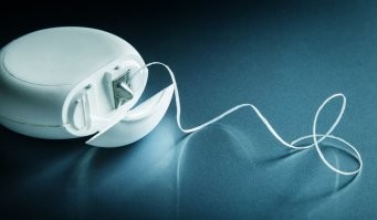 Лучше бы стоматологи всем посетителям дарили бы это, если так волнуются о нашем здоровье.