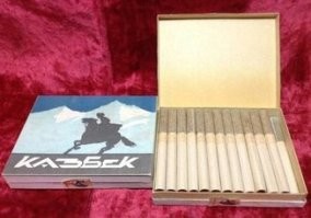 Не самый, вы его выкройку видели? А это надо всё вырубить из картона и свернуть правильно. А вот вариант твёрдой картонной пачки гораздо более простой конструкцией: