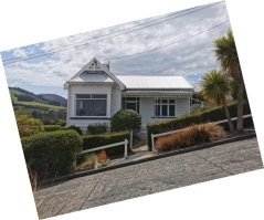 Подправлю слегка. А то в посте горизонт завален.