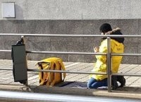 А ведь жили же мы как то раньше без доставки и мигрантов


Ну да, и без смартфонов с компьютерами жили, и без автомобилей, и без обезболивающих с антибиотиками... Пушкин, вон, вообще при свечах, гусиным пером писал. И позвольте вопрос: Когда это мы "жили без мигрантов"? Хотя бы век назовите, когда в России не было пришлых. Взять того же князя Владимира (который Русь крестил). Его жёны: Рогнеда Рогволодовна - дочь князя полоцкого Рогволода, Анна Порфирогенита - дочь византийского императора Романа II... Да даже тот же Пушкин, прям коренной русич.