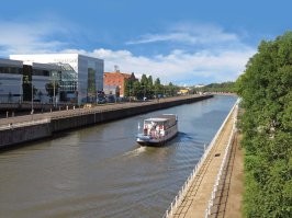 Не путайте "река-море" с судами для внутренних водоемов.

Это раз.

А два - видел я, что у вас там в Брюсселе "ходит".