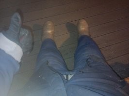 Ну не знаю. У меня 46. 
Нормально всё нажимается. 

Даже в валенках приходилось как-то.  
Переставить нужно было.