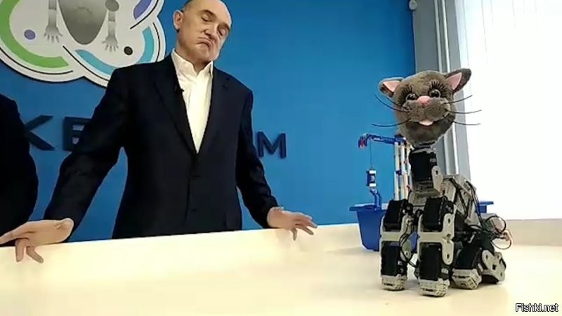 Ульяновский автозавод показал роботов, собирающих УАЗы