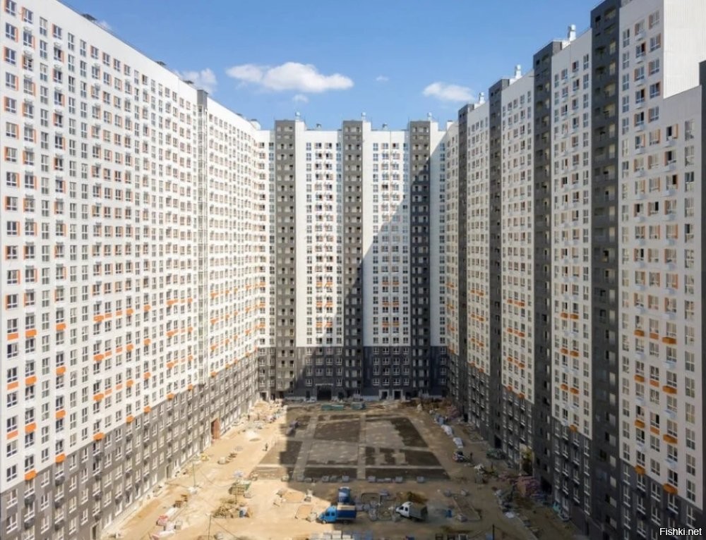 Депутат Госдумы Нина Останина предложила завершить эпоху «человейников»
======================
Двумя руками за!!!!
В России что ли земли мало, чтобы такое строить!!!!