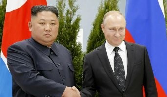 По пути хороших друзей идём, товарищи