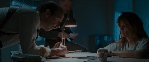 По поводу 30 полицейских - во втором фильме говорится, что убил 17.