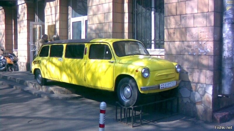 В чём его уникальность? Ну Volkswagen и чЁ? Всё уже придумано до него. И даже рестайлинг имеется.