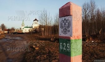 Не ищите здесь смысл. Здесь в основном маразм